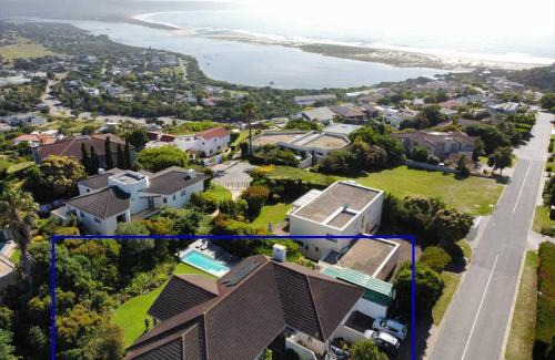 Plettenberg Bay Villa | Secret Garden Villa - 3BD with Pool & Ocean Peek