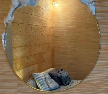 La Celle-sous-Gouzon Apartment | Secret Oasis in Bastille - Luxury & Serenity