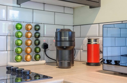 Pensax Cabin | Secret Waterside Lodges in Worcestershire