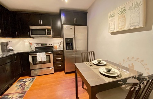 Downtown Baltimore Apartment | Secure Condo w/Paid Garage Parking, Free WiFi and Monthly Discounts - UB & MICA