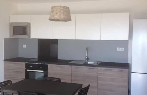 Coti-Chiavari Apartment | Self-catering accommodation with sea view and swimming pool