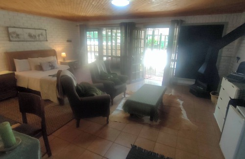 Sabie Cabin | Self catering apartments over looking the Drakensberg range