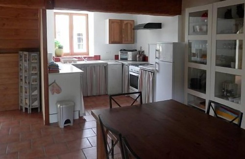 Saint-Benoit Cottage | Self catering La Roumaude for 6 people