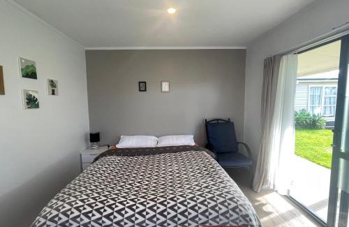 Te Miro House | Self check-in sleepout with bathroom