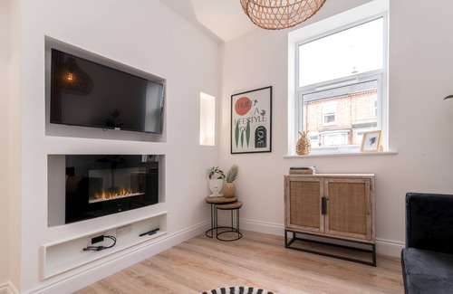Rugby Apartment | Self Contained, Full Ibiza inspired Boutique Apartment.