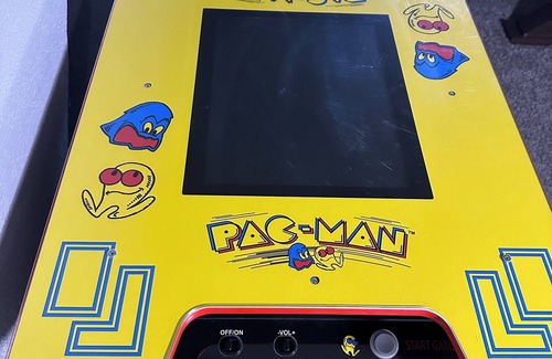 Mountain Home House | Selfie house Abundance of Entertainment & Amenities Hot Tub King Bed