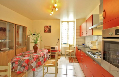 Calviac-en-Perigord Cottage | Semi-detached house with shared pool in Dordogne