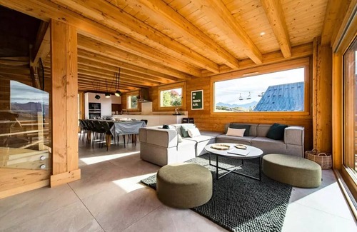 La Toussuire Ski Chalet | Semi-detached chalet close to slopes with sauna