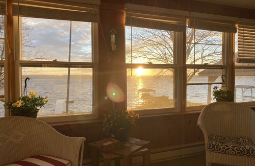Teall Beach House | Seneca Lake Oasis - Beautiful Family Vacation Location