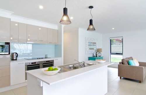 Bilinga House | Sentosa on Tugun - Absolute Beachfront Home