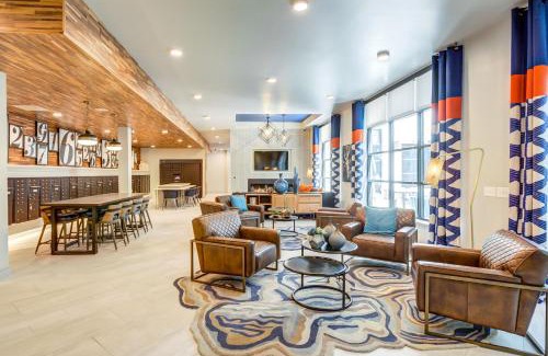 East Cesar Chavez Apartment | Sentral East Austin at 1630 E Sixth