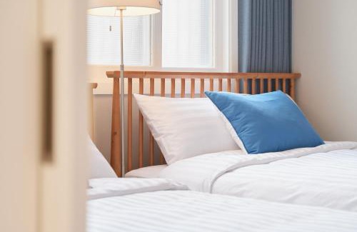 Gongdeok-dong Apartment | Seodam Stay - 8 Min Walk from Seoul Station Well-Connected #Hongdae #DDP