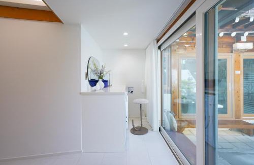 Sajik-dong Apartment | Seoul premium hanok StayDalmaji