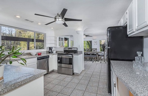 Three Rivers House | Sequoia Riverfront House with Private Beach!