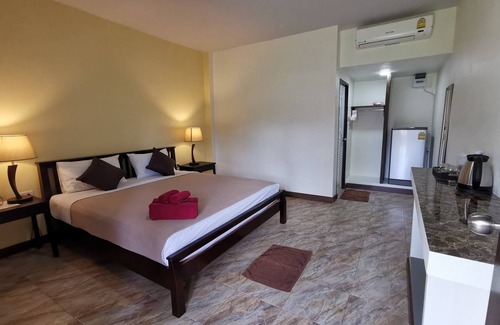 Ko Lanta House | Ser-En-Dip-I-Ty