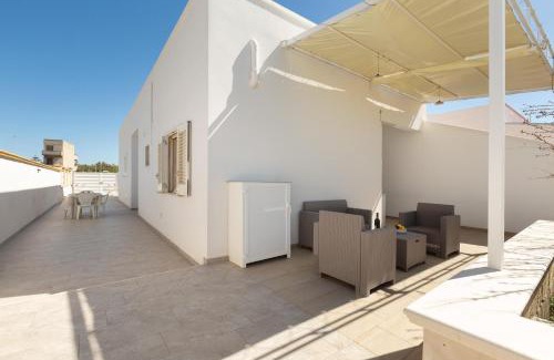 Sant'Isidoro House | Sere d'estate by BarbarHouse