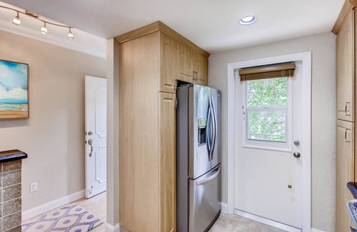 Bel Air Condo | Serenity by the Sea, 2 bedroom 2 bath across the street from beach!