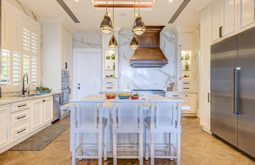 Punta Cana Villa | Serena 4 - Beachfront Timeless Elegance