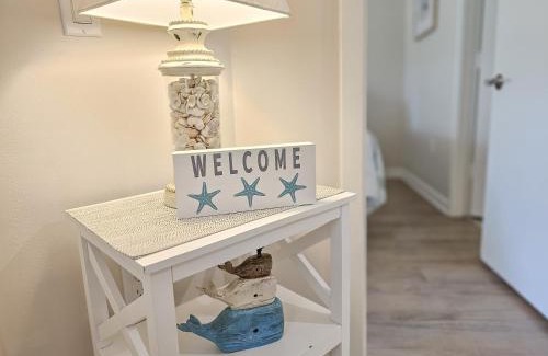 Arcadian Shores Cabin | Serene 2 bed, 2 bath lodge, with amenities, 101AC lodge