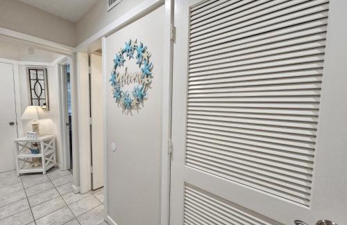 Arcadian Shores Cabin | Serene 2 bed, 2 bath lodge, with amenities, 101AC lodge