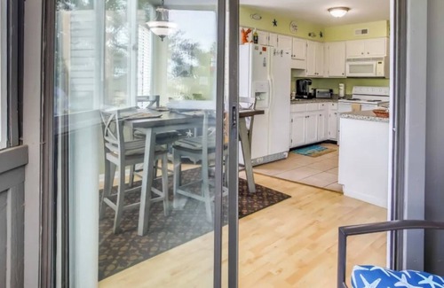 North Myrtle Beach Condo | Serene 2-bedroom condo with AC in North Myrtle Beach