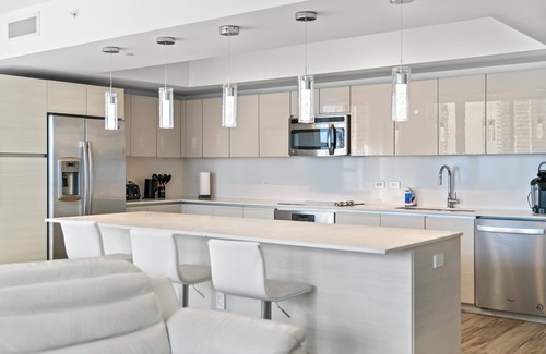 Hudson Yards House | Serene apartment in New York with city views