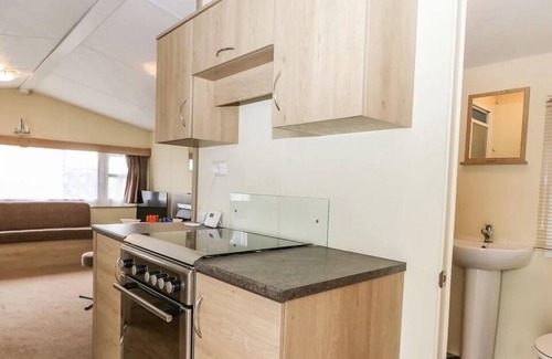 Netley Ski Chalet | Serene Chalet Retreat