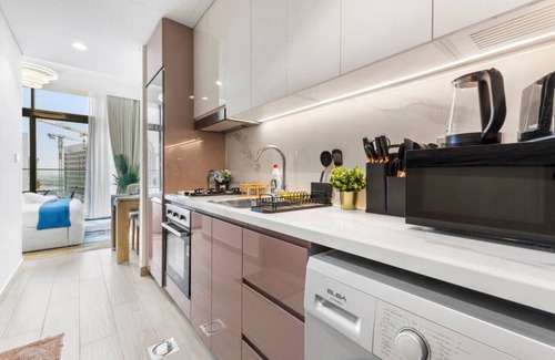 Nad Al Sheba Apartment | Serene Dubai Studio Abode