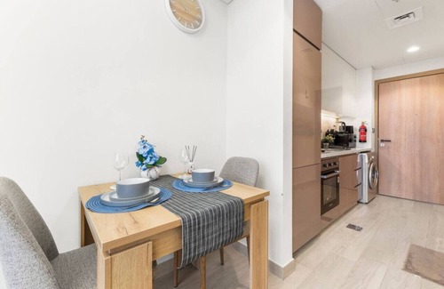 Nad Al Sheba Apartment | Serene Dubai Studio Abode
