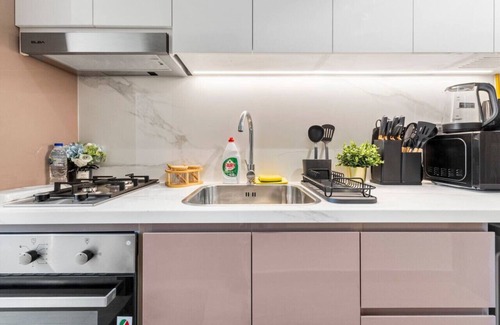 Nad Al Sheba Apartment | Serene Dubai Studio Abode