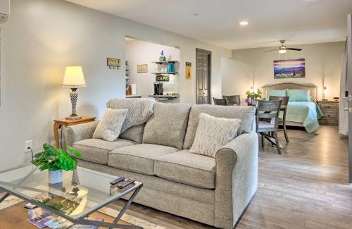 Franklin Apartment | Serene Escape with Mountain Views, Near Dtwn!