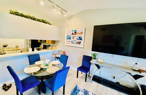 East Naples Villa | Serene Haven of Peace villa in Naples close to Downtown Fifth Avenue- 2 bedrooms