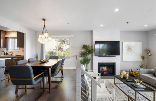 Serramonte House | Serene Home on the Hill w/an amazing view! near SF!