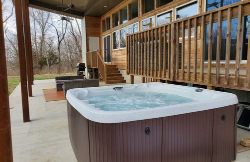 Fort Scott House | Serene Lake Home