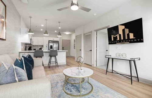 East Raleigh Apartment | Serene Living 5 Min From Downtown