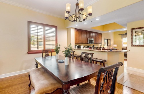 Royal Harbor Condo | Serene Luxury Awaits at Naples Bay Resort – Your Tropical Retreat!