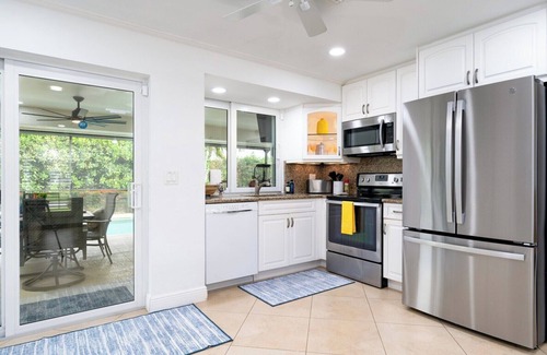 Marco Island House | Serene Marco Island with Heated Pool & Jacuzzi 6272