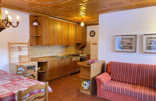 Pie Falcade Apartment | Serene Mountain Gem: Mountain View, Parking