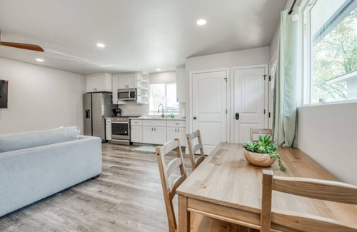 Fresno House | Serene Space, Explore Nearby Attractions