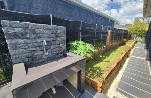 Kuching House | Serene Stay- Single Storey SemiD for group