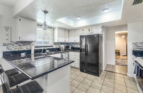 Lake Havasu City House | Serene Stay | War Eagle | Pool | Games | FamilyFun
