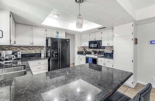 Lake Havasu City House | Serene Stay | War Eagle | Pool | Games | FamilyFun