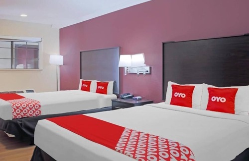 McAllen Hotel | Serene Unit Near Quinta Mazatlan - Parking, Pool, And Pet Friendly Place