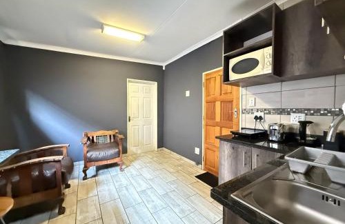 Potchefstroom Apartment | Serenity Guest Village