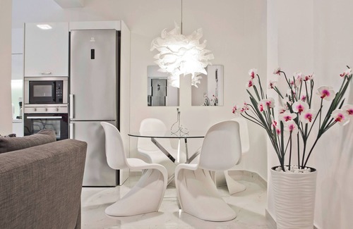 Nea Smirni Apartment | Serenity in the city - Stylish 1bd Garden Flat