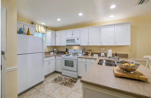 Flint Apartment | Serenity in the Piney Woods 2BD + 2BA with kitchen
