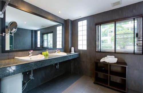 Kathu Hotel | Serenity Lakeside Resort