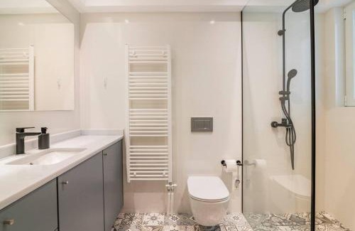 Kifisia Apartment | Serenity & Luxury - Elegant Renovated 2BR in Kifisia Center