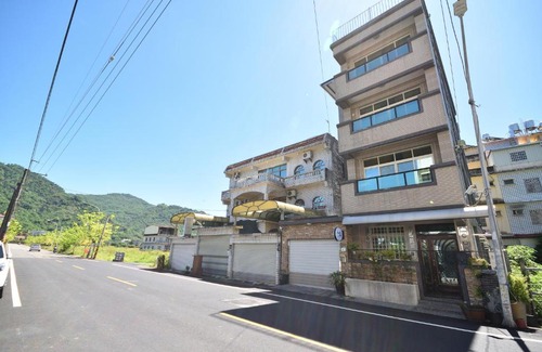 Meinong House | Serenity Moutainview Homestay