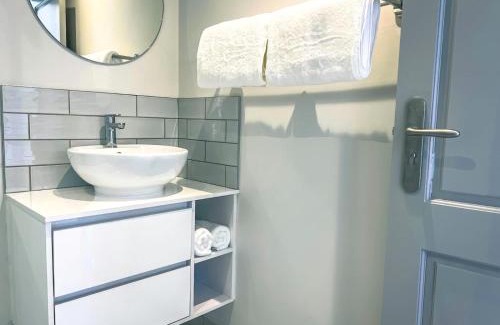 Wilderness House | Serenity Ocean Lodge